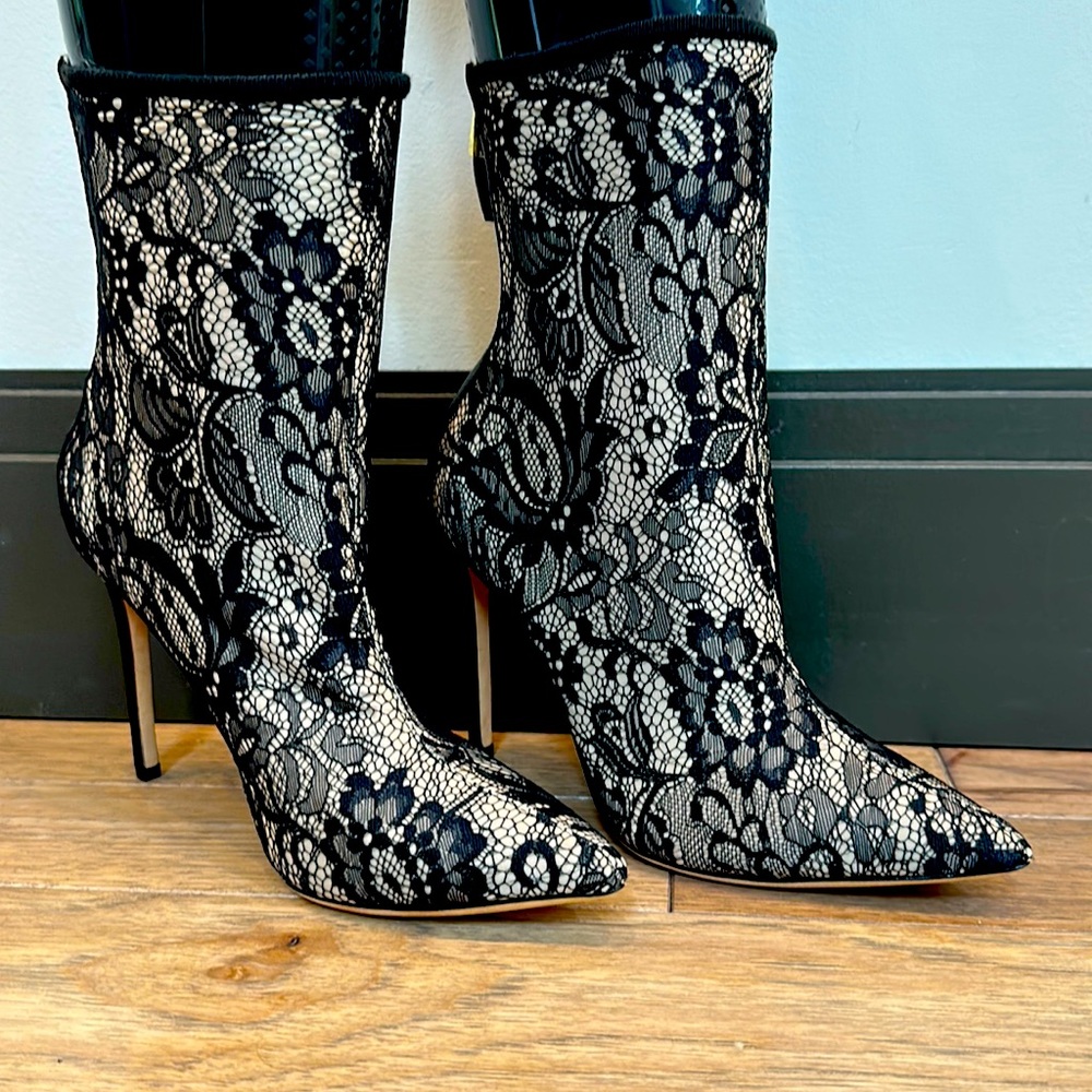 Lace Boties